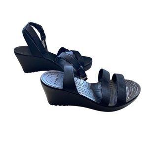 Croc Leigh wedge sandal black